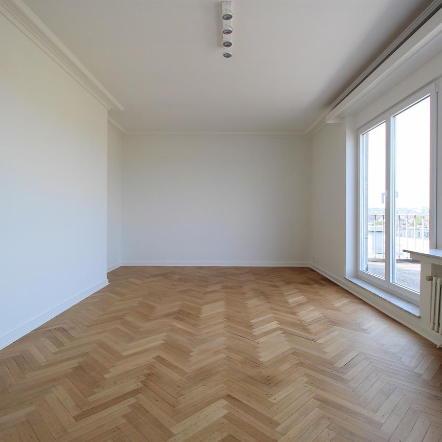 Place du Tomberg, 1200, Woluwe-Saint-Lambert - Photo 1