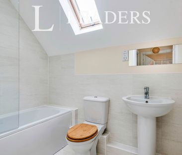 2 bedroom maisonette to rent Curtis Close, Watchfield, Swindon, SN6 - Photo 1