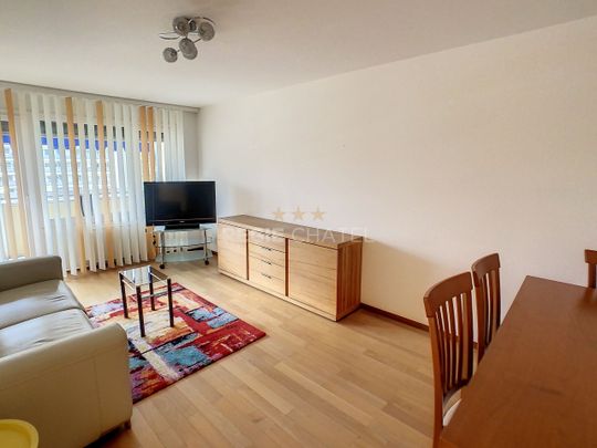 Lovely 2.5 room apartment partially furnished - Photo 1