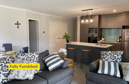 FULLY FURNISHED - 12 MONTH FIXED TERM - Photo 3