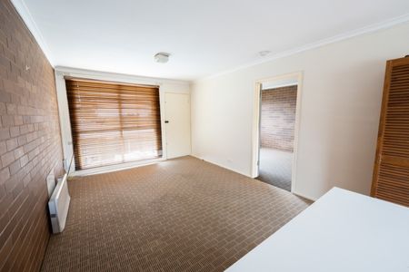 3/11 Gregory Street, Black Hill - Photo 3