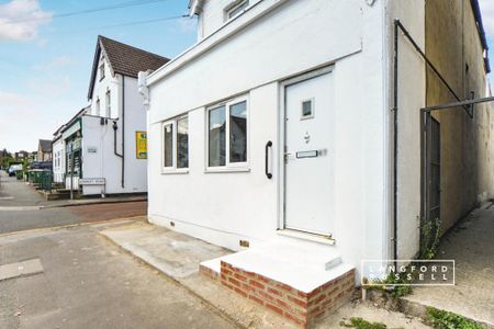 3 bedroom maisonette to rent - Photo 3