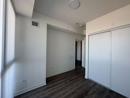 For Lease - 8 Interchange Way Unit# 5308, Vaughan, Ontario - Photo 3