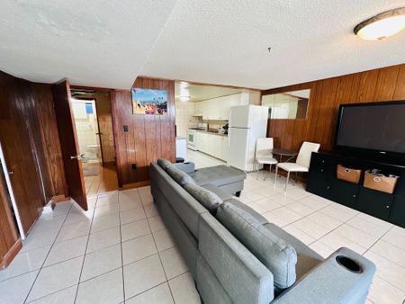 For Lease - 29 Peterdale Road Unit# Basement, Toronto, Ontario - Photo 5
