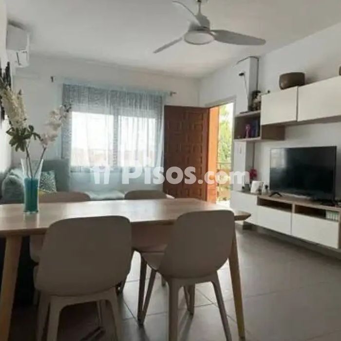 Ático en alquiler en Pueblo Latino - Foto 1