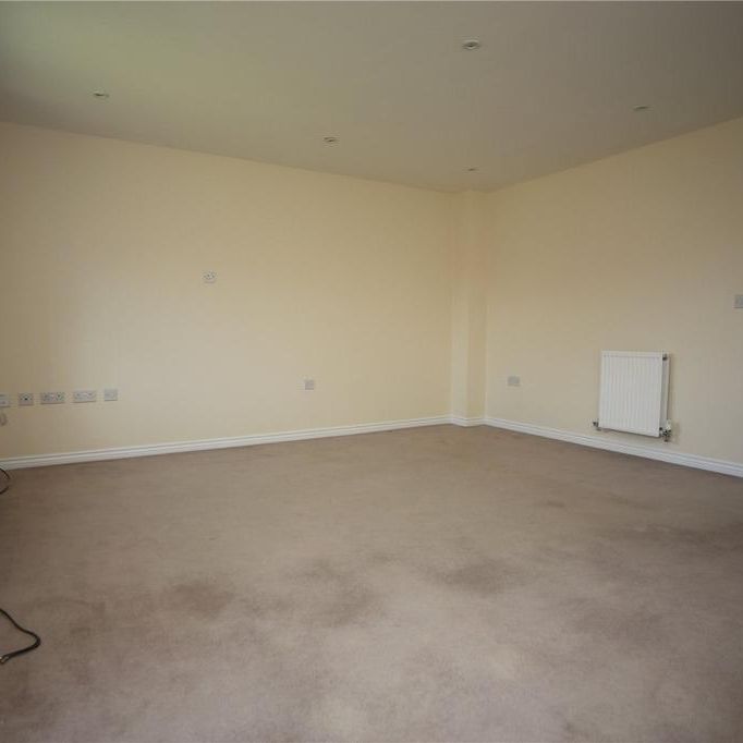 3 bedroom end of terrace house to rent - Photo 1