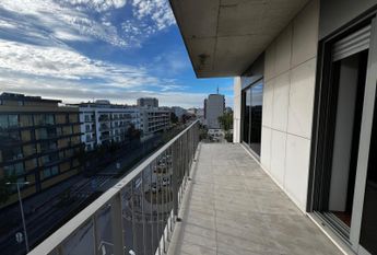 Apartamento T1 mobilado e equipado na zona do Cais da Fonte Nova (centro de Aveiro) .