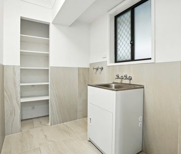 Modern 5-Bedroom Family Home on a Corner Block – Ready to Move In - Photo 2