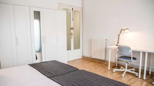 Calle Castellón, Valencia, Valencian Community 46004 - Photo 1