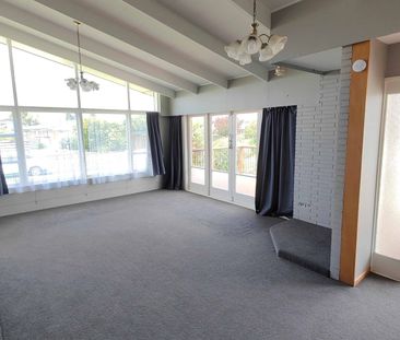 Well presented 3 bedroom family home - Photo 4