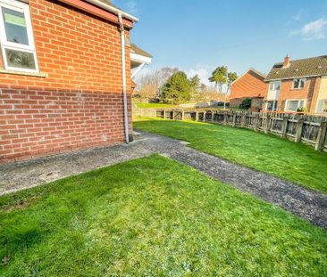 135b Hornbeam Road, Dunmurry, Belfast, BT17 9DQ - Photo 6