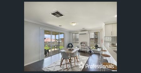 Family Home In Bourkelands - Photo 2