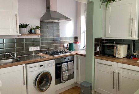 Flat 2, 1-3 Carline Road, Lincoln, LN1 1HL - Photo 3