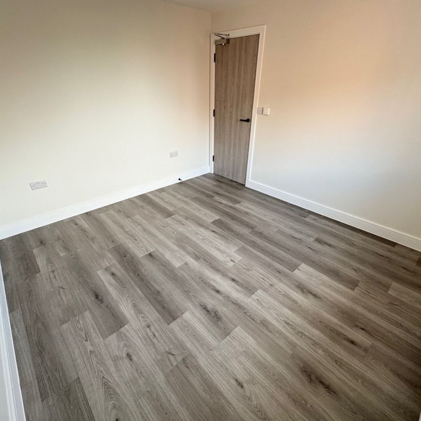 East Street - Photo 1