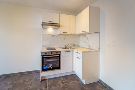 Location Appartement 1 pièce 34m² - Photo 3