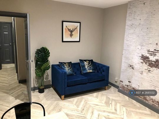 2 bedroom flat to rent - Photo 1