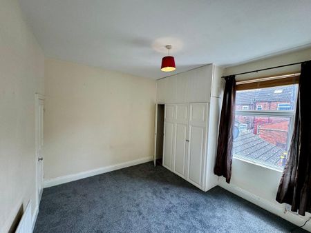 2 bedroom terraced house to rent - Photo 3