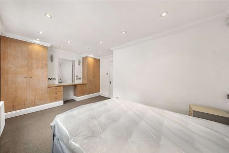 A two bedroom mews house ideally located to St. John's Wood Station. - Photo 5