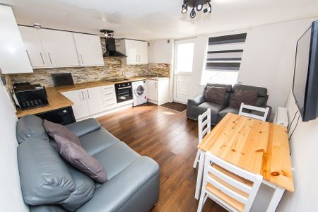 B Headingley Mount, Headingley, Leeds - Photo 3