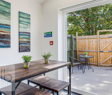 1 bedroom in a house share to rent - Photo 3