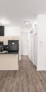 GRAND CONDO MODERNE 4 1/2 - STADE OLYMPIQUE / MÉTRO VIAU - Photo 3