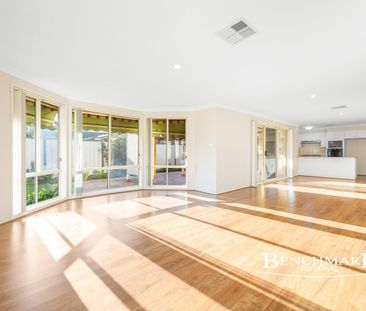 Beautiful Family Home - Photo 3