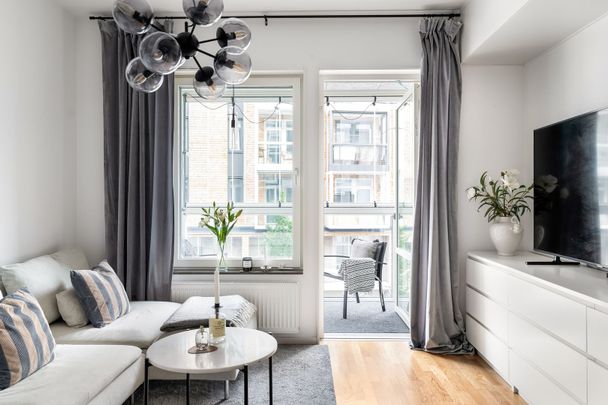 Hägerneholmsvägen, Täby - Photo 1