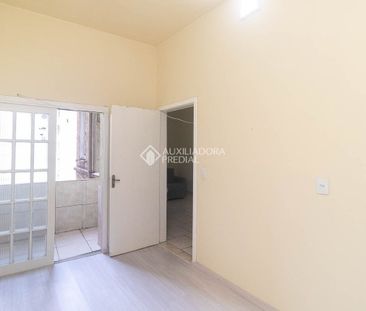 Apartamento com 2 quartos e 70m² para alugar em Centro Histórico, P... - Foto 1