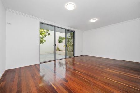 39 Ivy Street, Botany NSW 2019 - Townhouse For Rent | Domain - Photo 4