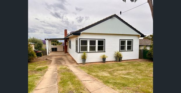 EAST TAMWORTH - House for Lease - Photo 1