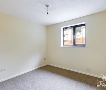 Buckshaft Road, Cinderford - Photo 4