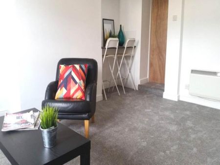 1 bedroom flat to rent - Photo 3