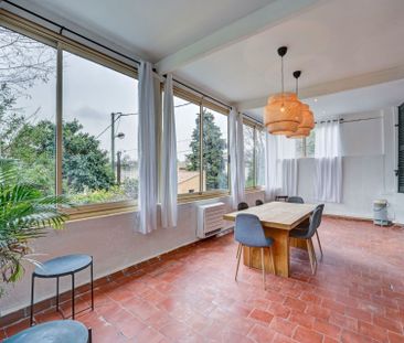 Location Appartement Aix-en-Provence 3 Pièces 110 m² - Photo 4
