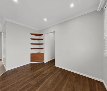 Contemporary Living – Walk To Endeavour Hills Shops! - Photo 1