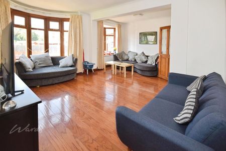 4 bedroom semi-detached house to rent - Photo 3