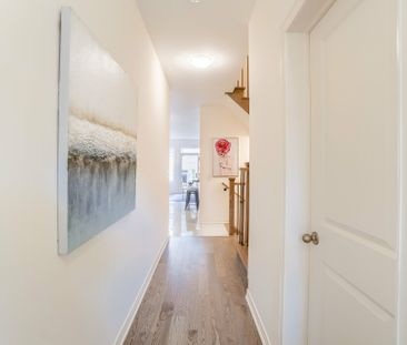 For Lease - 28 Benhurst Crescent, Brampton, Ontario - Photo 2