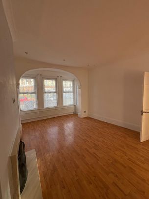 3 Bed Semi-Detached House, Langdale Road, CR7 - Photo 1