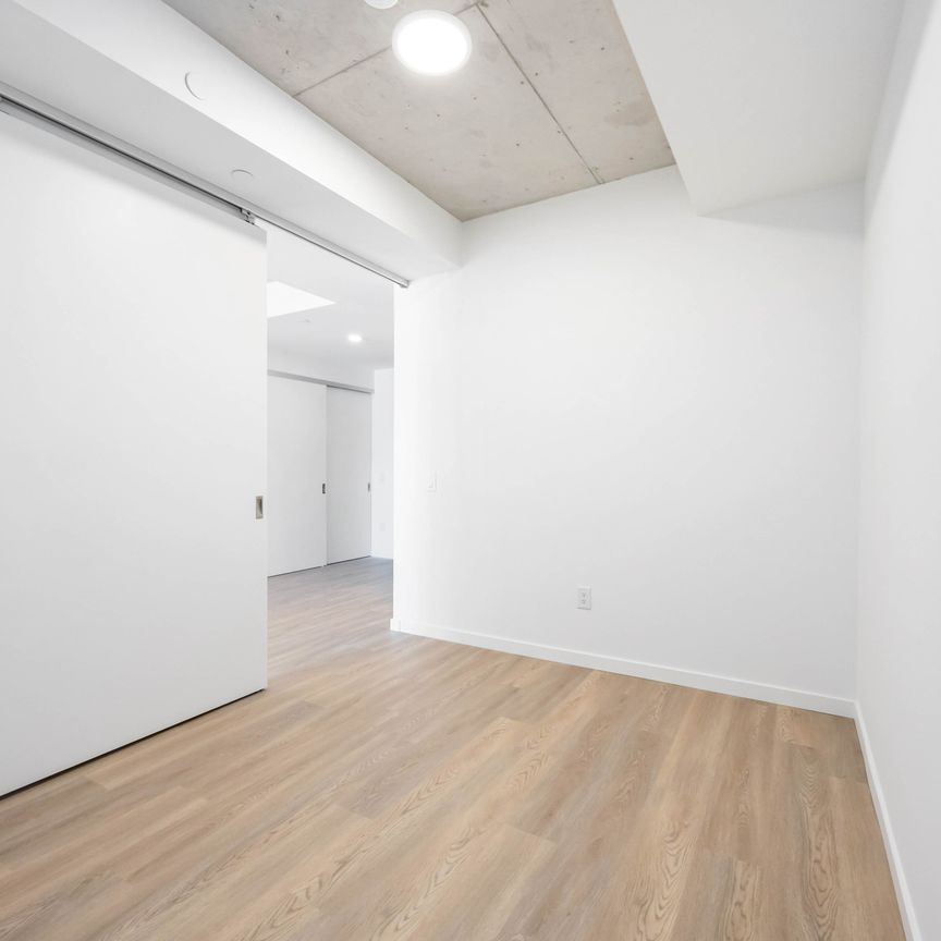 For Lease - 689 The Queensway Street Unit# 219, Toronto, Ontario - Photo 1