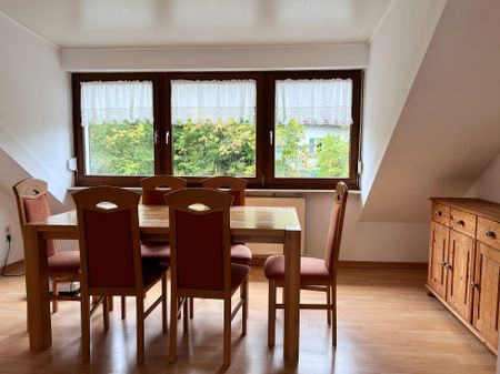 Viel Platz für die Familie, das Home-Office, die Großeltern … - Foto 4