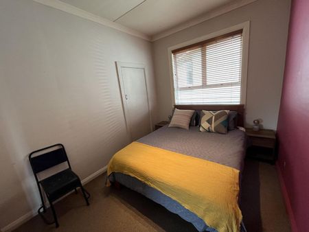 Fully furnishd 2.5 bedroom home - Photo 3