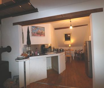 * SCHUCKELIGES NEST FUER SINGLES IN DER City! 1-ZIMMER Mansarden-Ap... - Foto 2