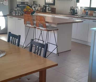 Location Maison 5 pièces 96m² LA FARLEDE 83210 - Photo 5