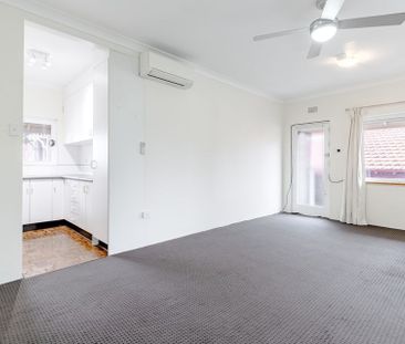 Perfectly Located Apartment - Photo 3