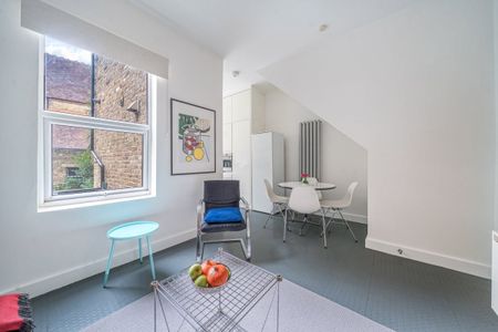 1 bedroom flat to rent - Photo 3