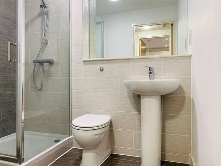1 bedroom flat to rent - Photo 2