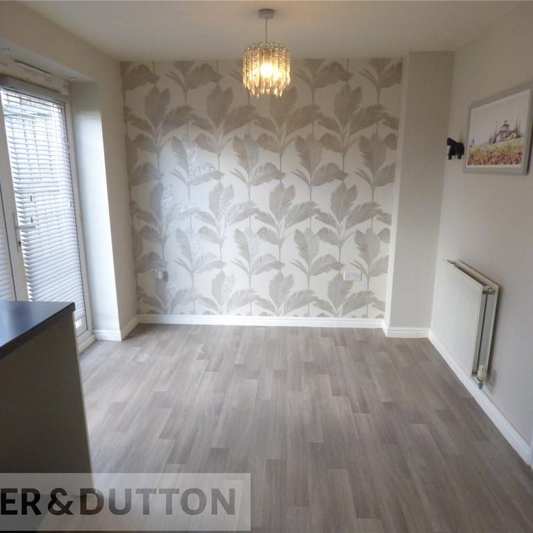 3 bedroom semi-detached house to rent - Photo 1