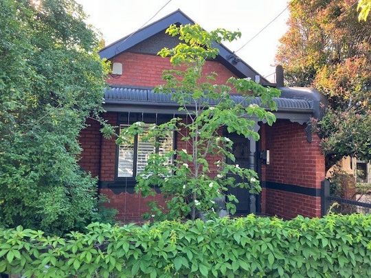 Fitzroy North - Photo 1