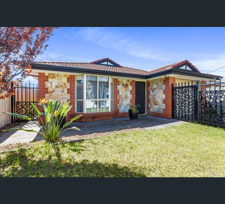3/1A Russell St, Glenelg North, SA 5045 - Photo 5
