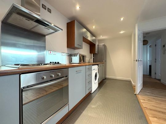 1 bedroom flat to rent - Photo 1