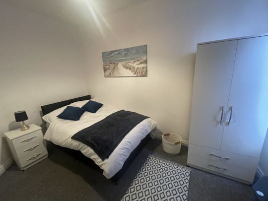 Room 4, 1a, Elmsley Street, Preston - Photo 1